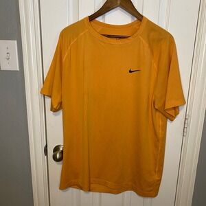 Nike Dri-FIT Mens Large Training T-Shirt Orange Mesh Short Sleeve Athletic